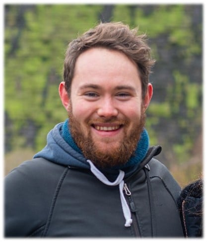 Headshot photo of Robbie Phillips